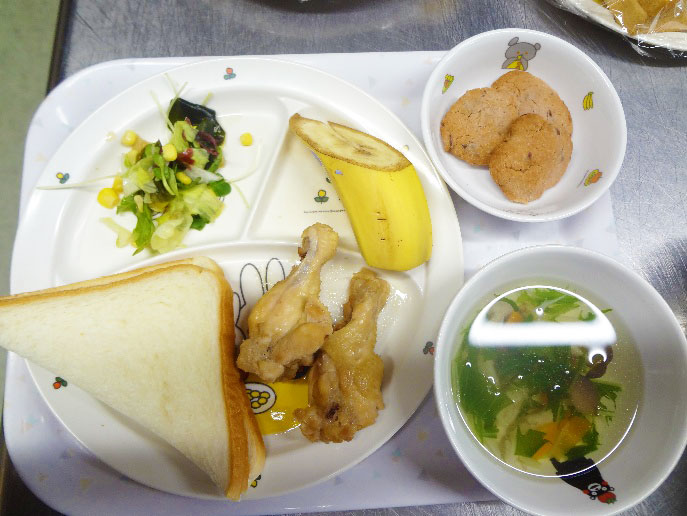 給食紹介3