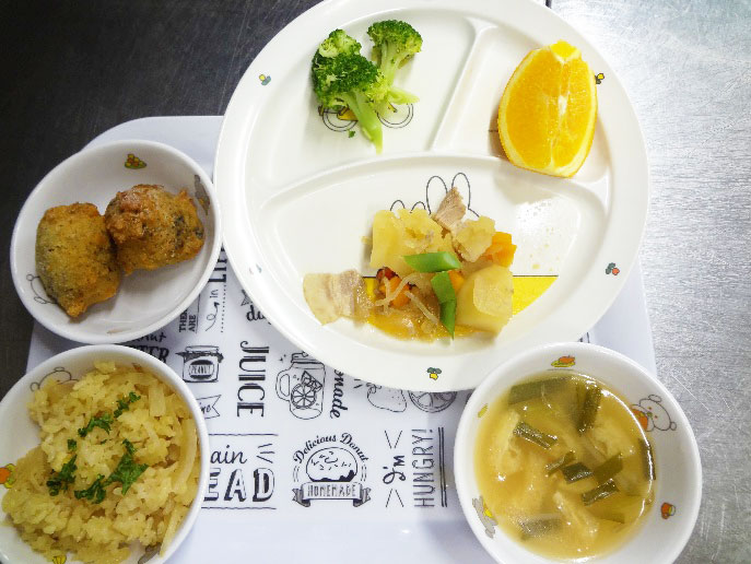 給食紹介4