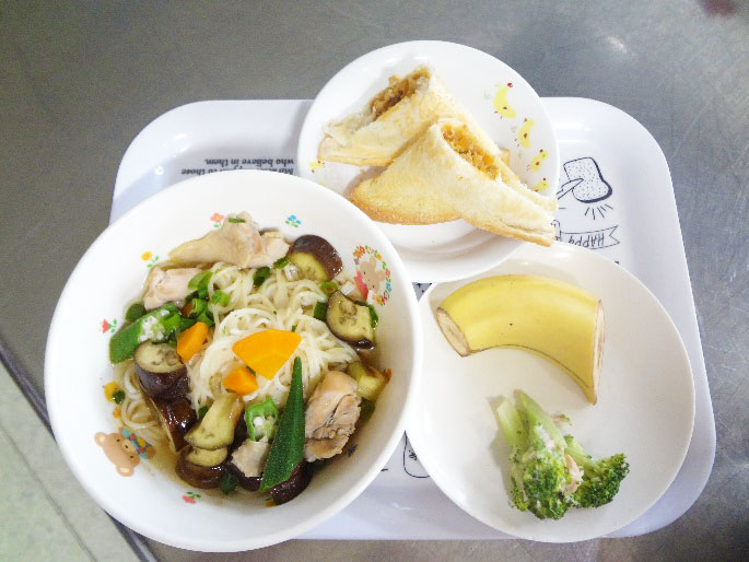 給食紹介6